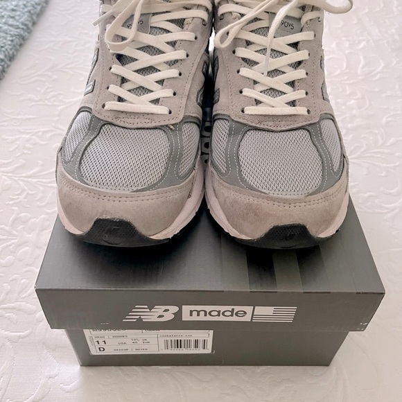 New Balance 990v5 Size 11 Men - Picture 2 of 7